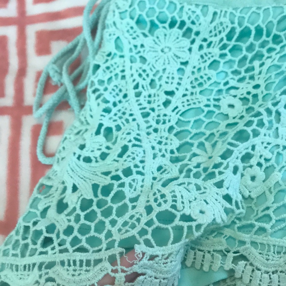 Mint shorts - Picture 4 of 4